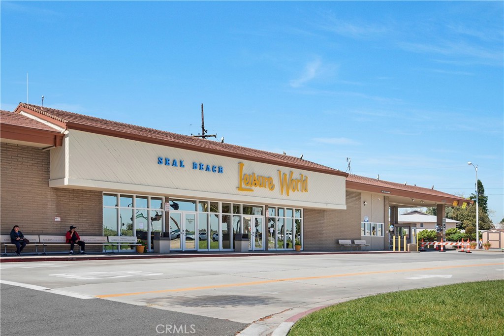 13601 Del Monte Drive 44A