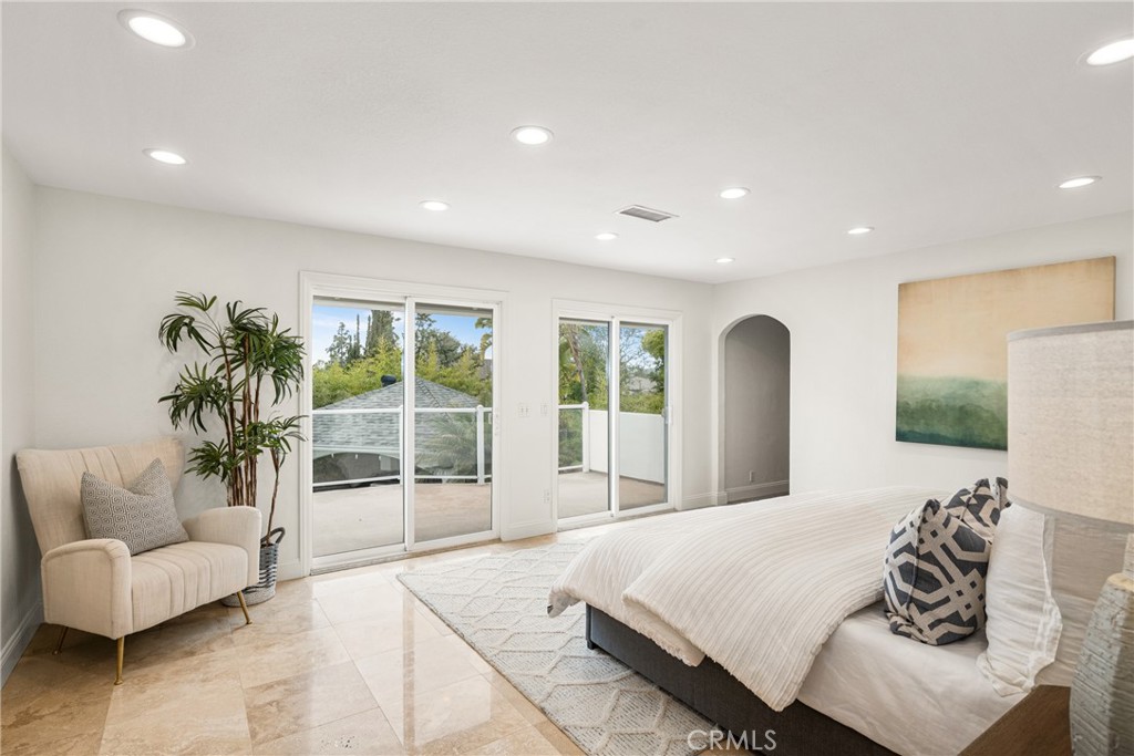 1460 N Stallion Street