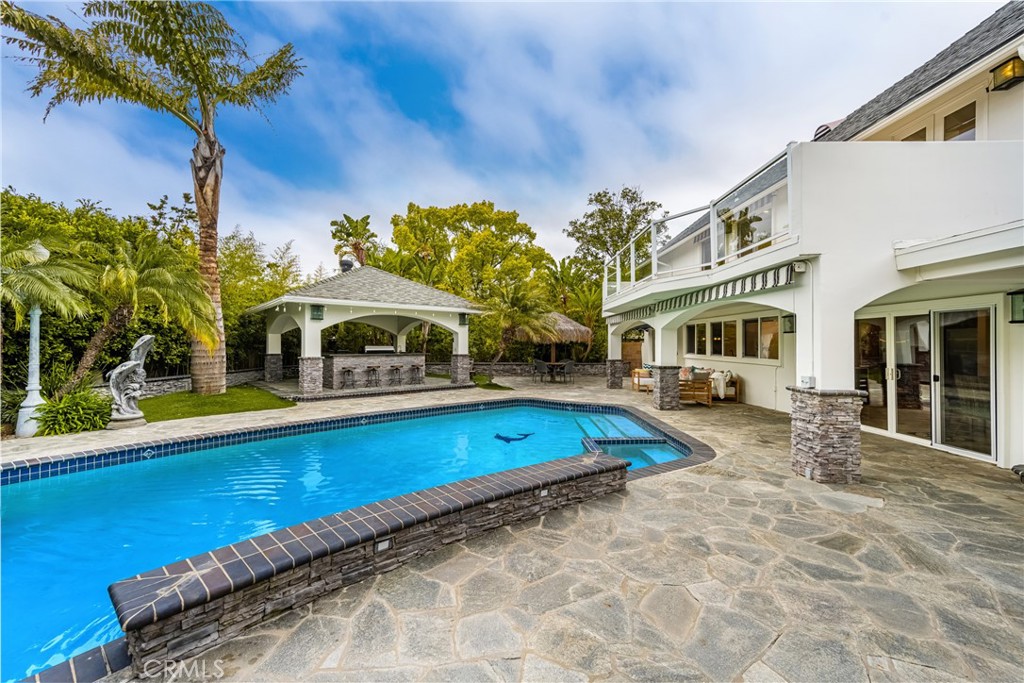 1460 N Stallion Street