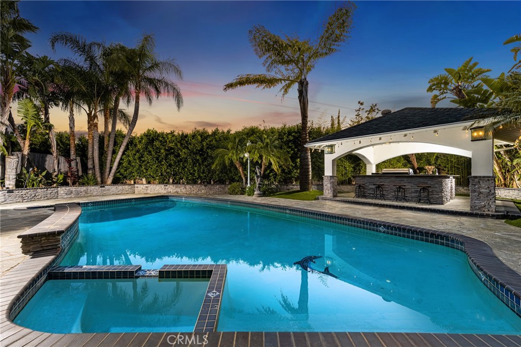 1460 N Stallion Street