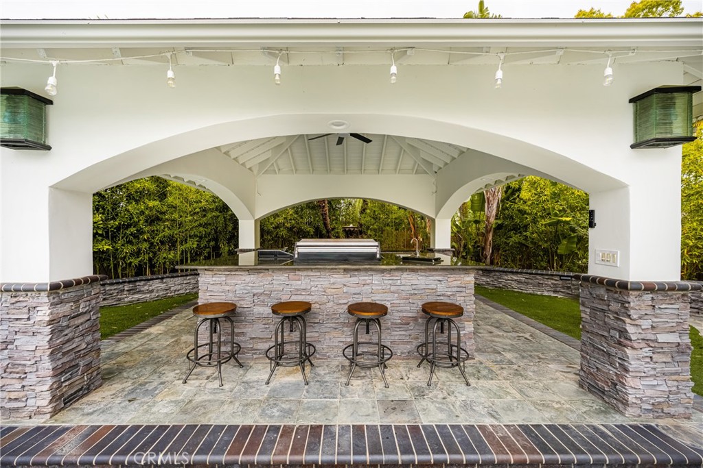 1460 N Stallion Street