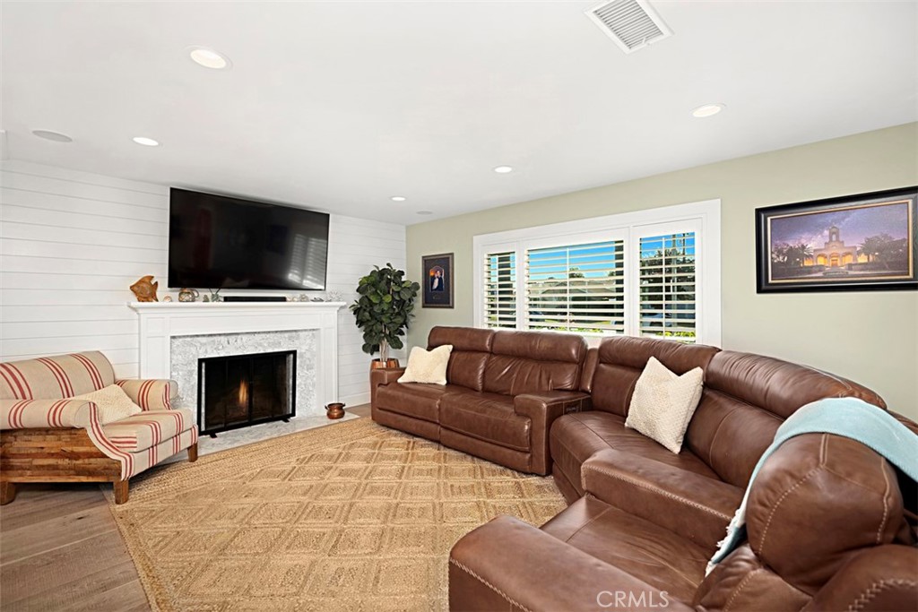 17562 Wrightwood Lane