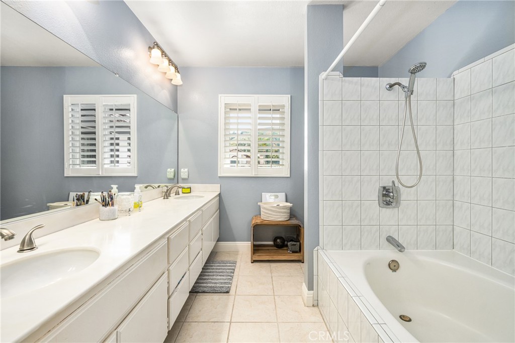 6296 E Quartz Lane E