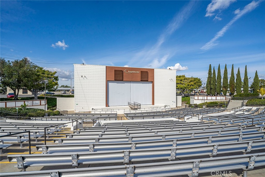 13061 Del Monte 277B