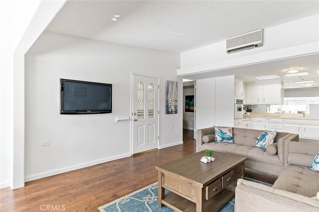 13061 Del Monte 277B