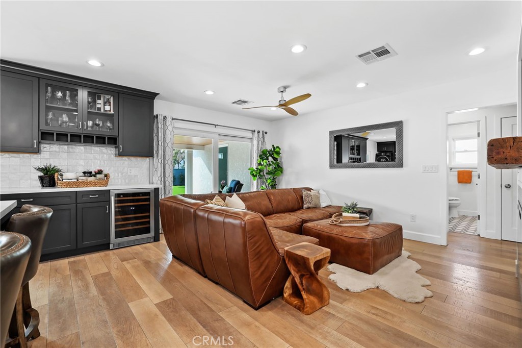3459 Shipway