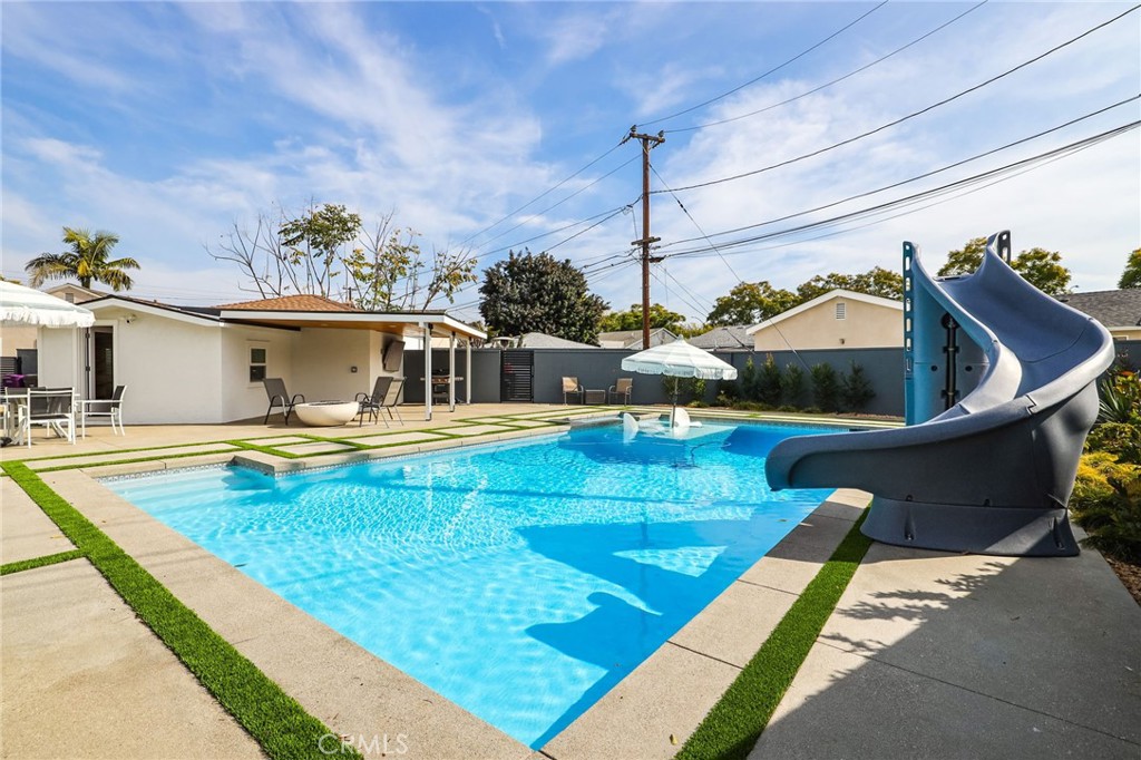 3459 Shipway