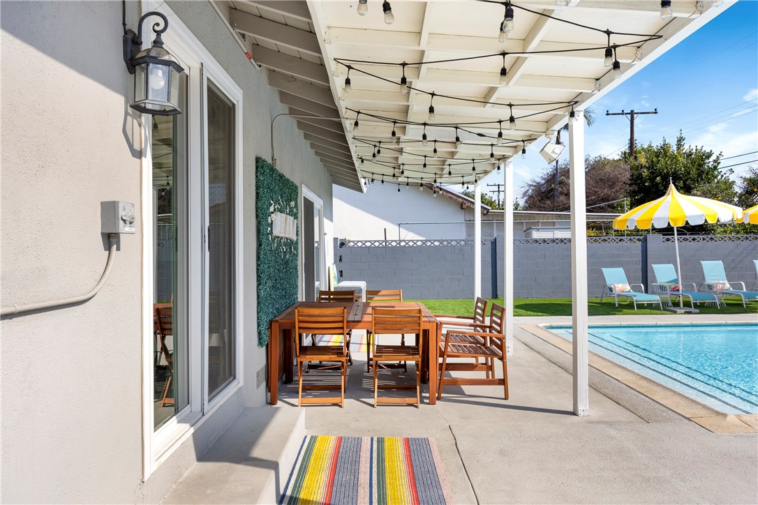 1228 W Katella Avenue