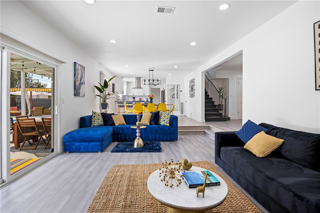 1228 W Katella Avenue