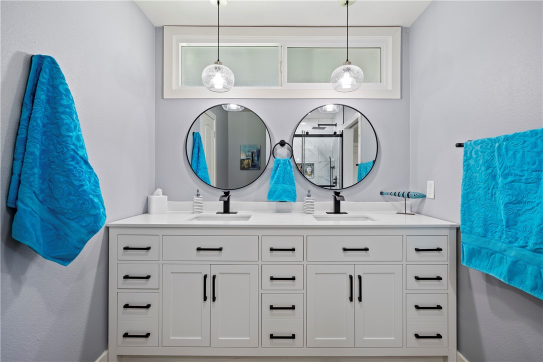 1228 W Katella Avenue