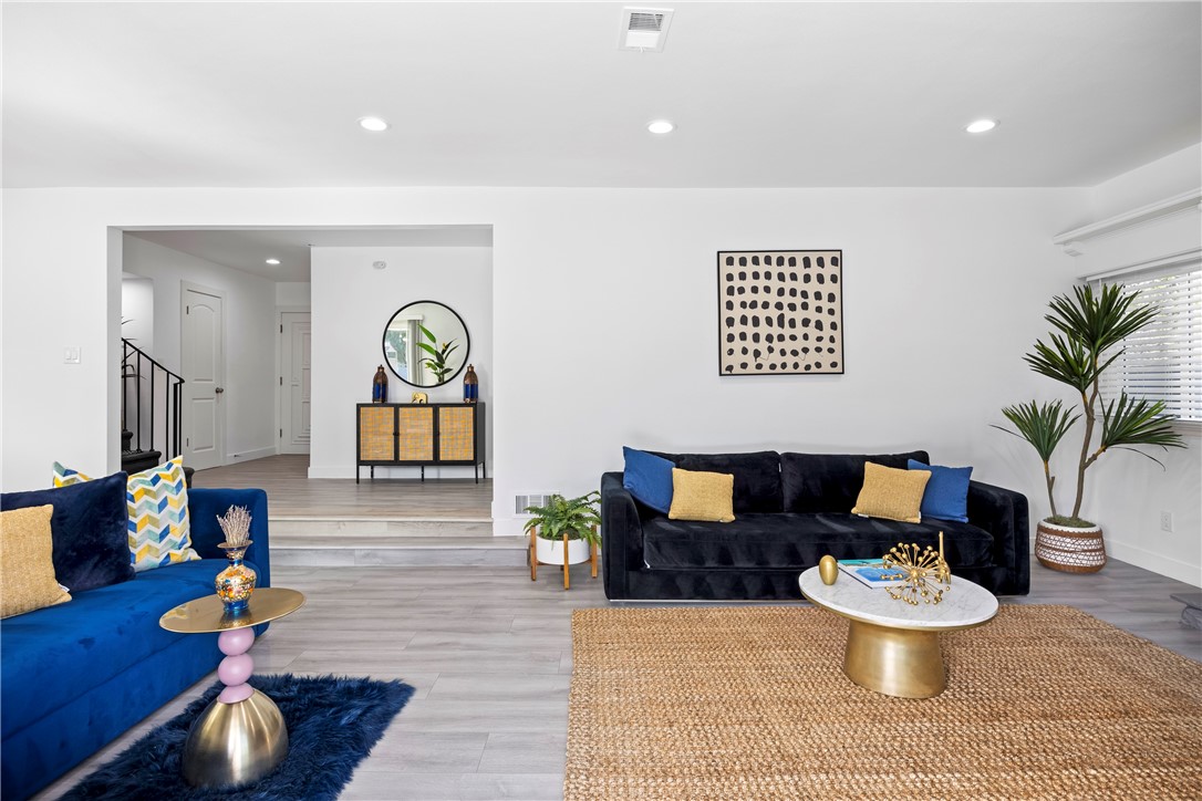 1228 W Katella Avenue