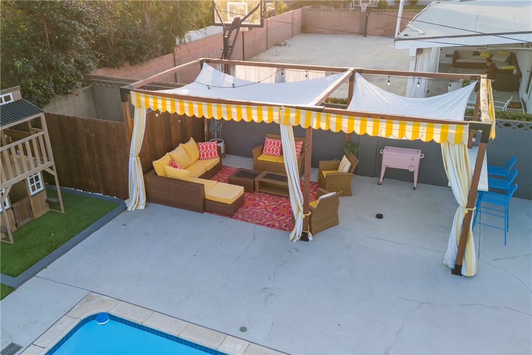 1228 W Katella Avenue