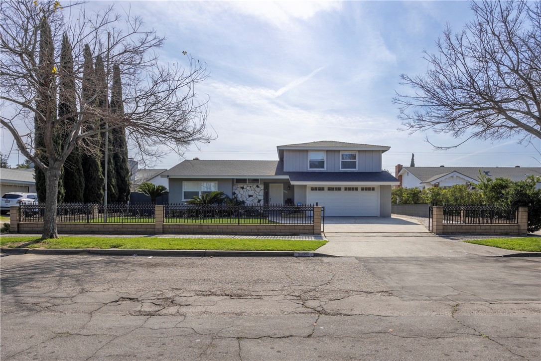 1228 W Katella Avenue