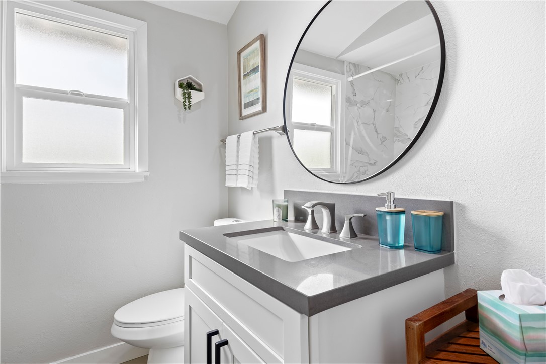 1228 W Katella Avenue