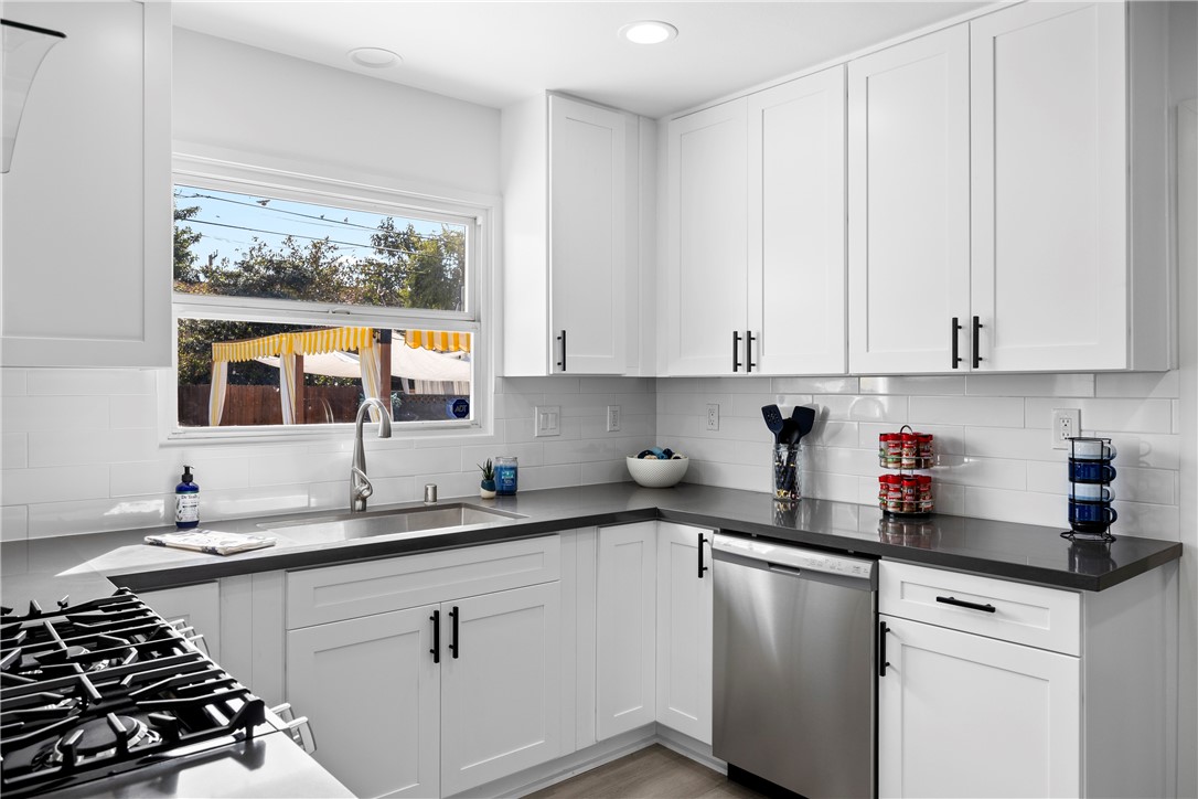 1228 W Katella Avenue