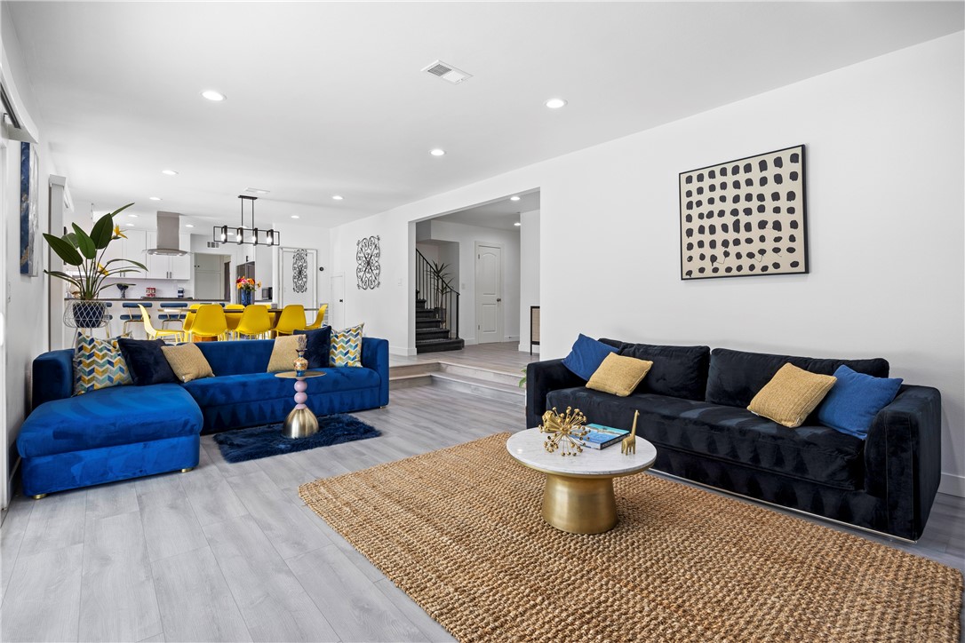 1228 W Katella Avenue