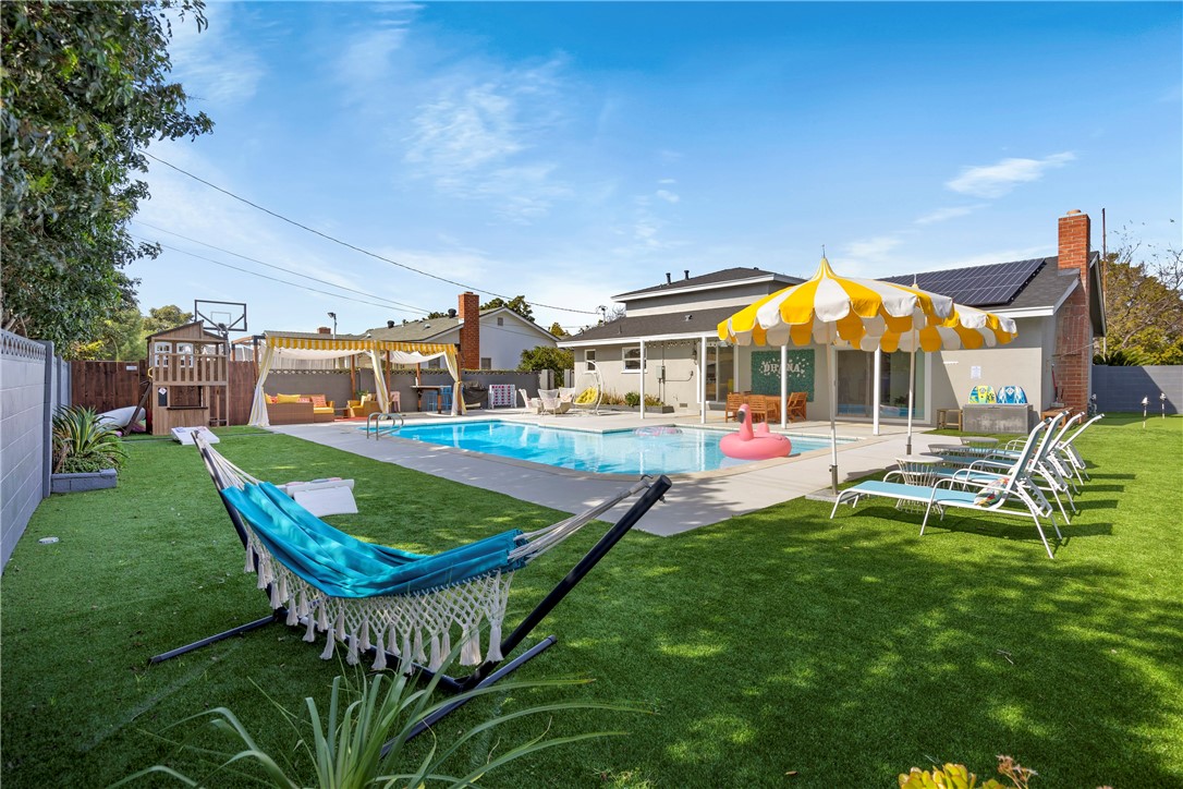 1228 W Katella Avenue