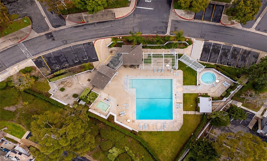 6567 Woodburn Lane 7