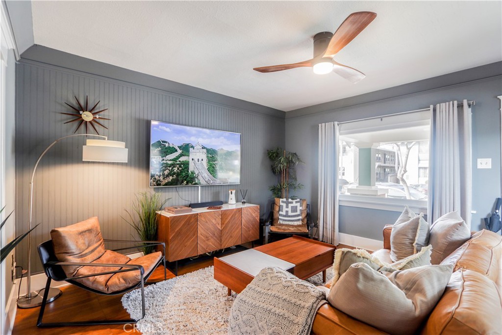 1276 E Appleton Street