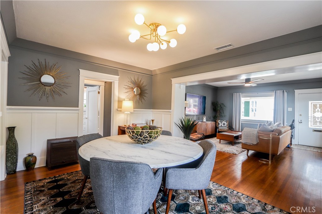 1276 E Appleton Street