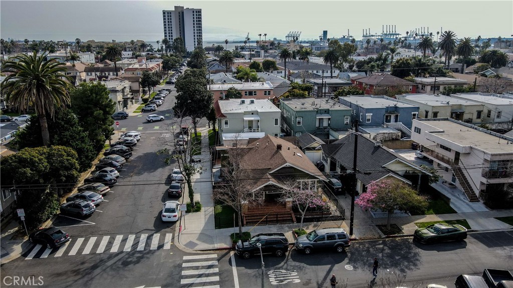 1276 E Appleton Street