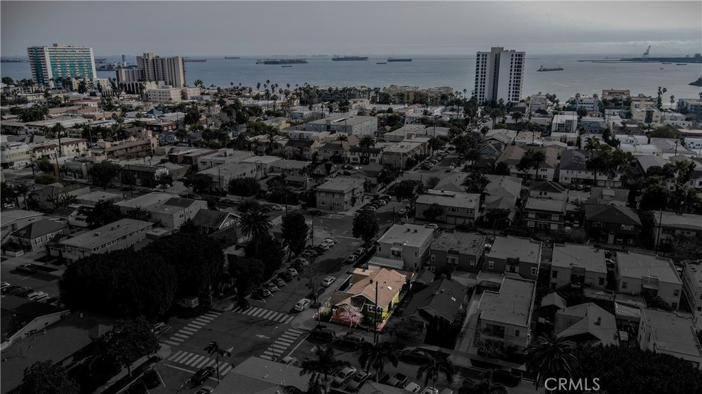 1276 E Appleton Street