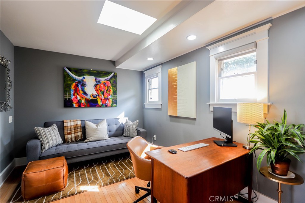 1276 E Appleton Street