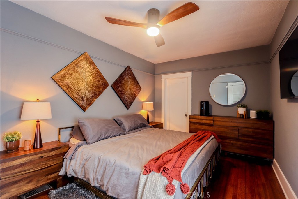 1276 E Appleton Street