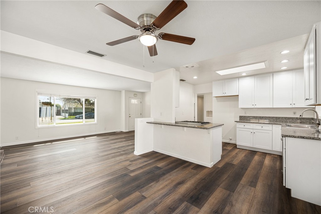 6351 Vanguard Avenue