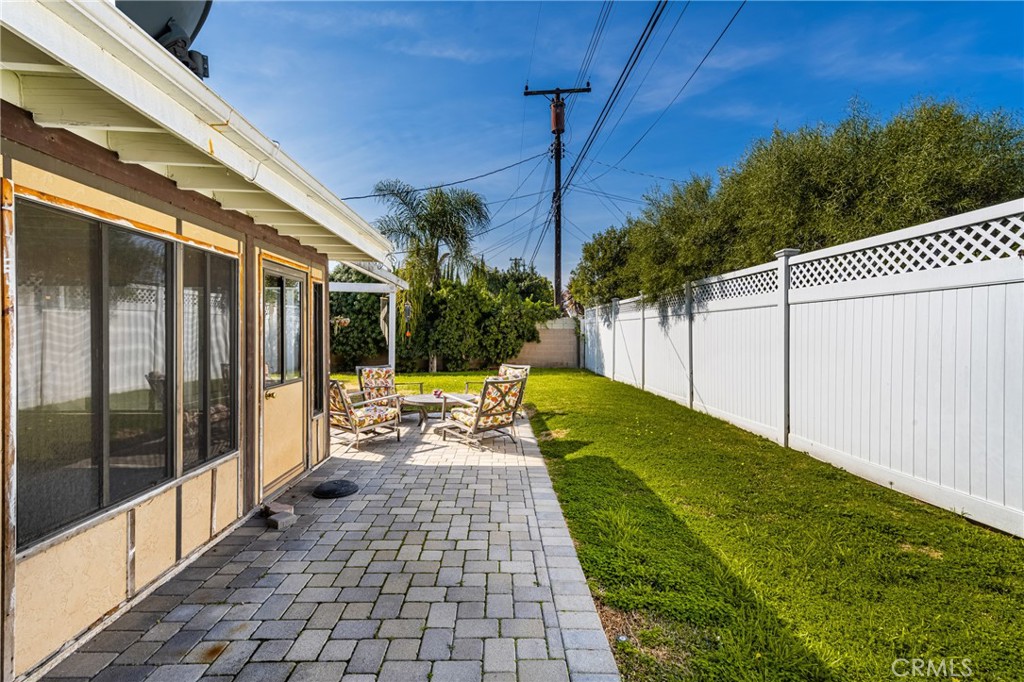 6351 Vanguard Avenue