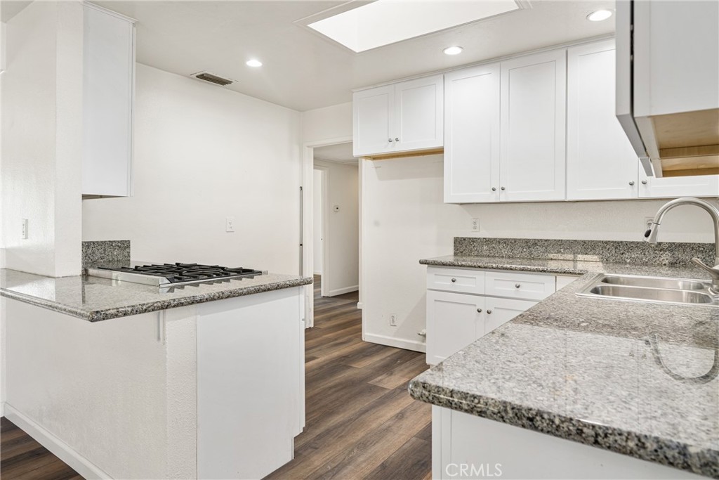 6351 Vanguard Avenue