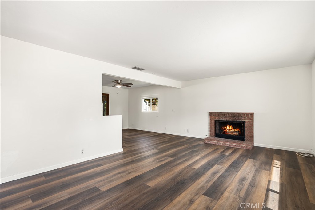 6351 Vanguard Avenue