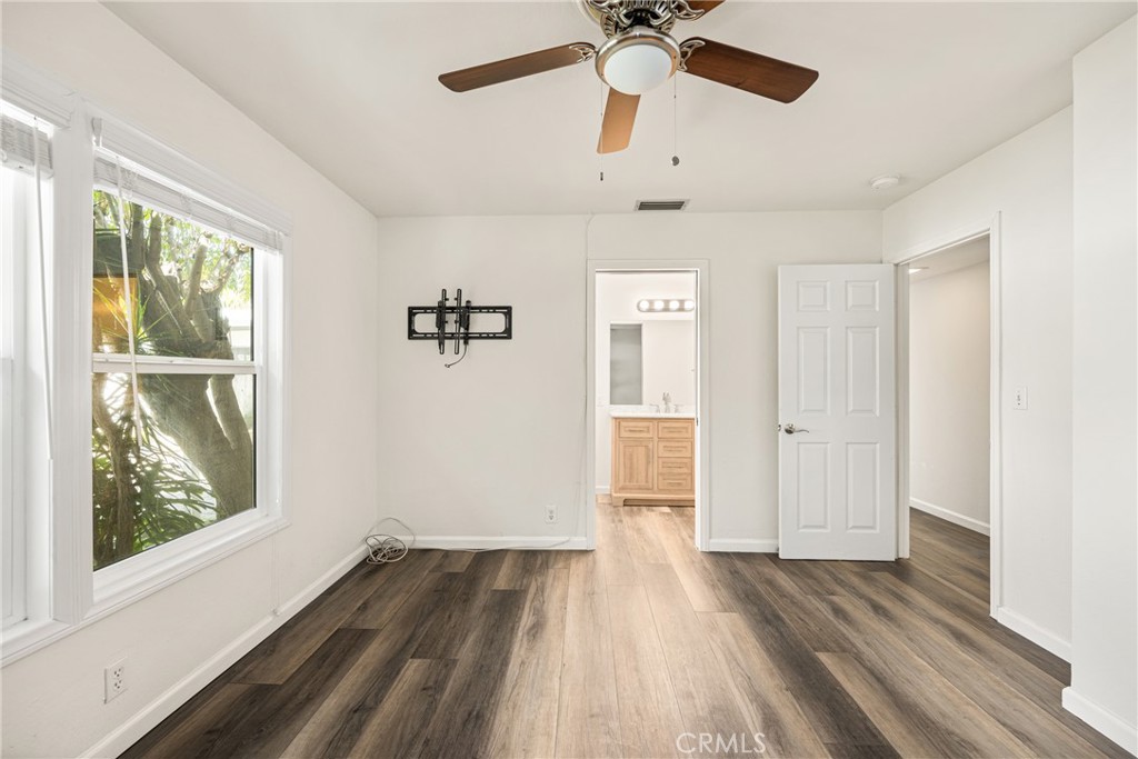 6351 Vanguard Avenue