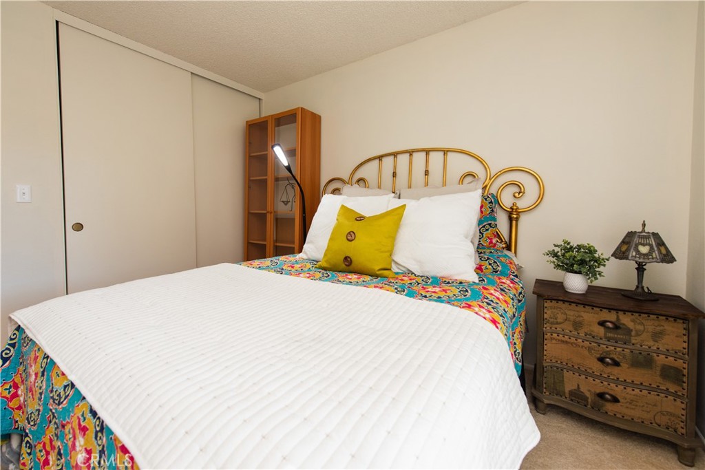 258 Echo Canyon Place