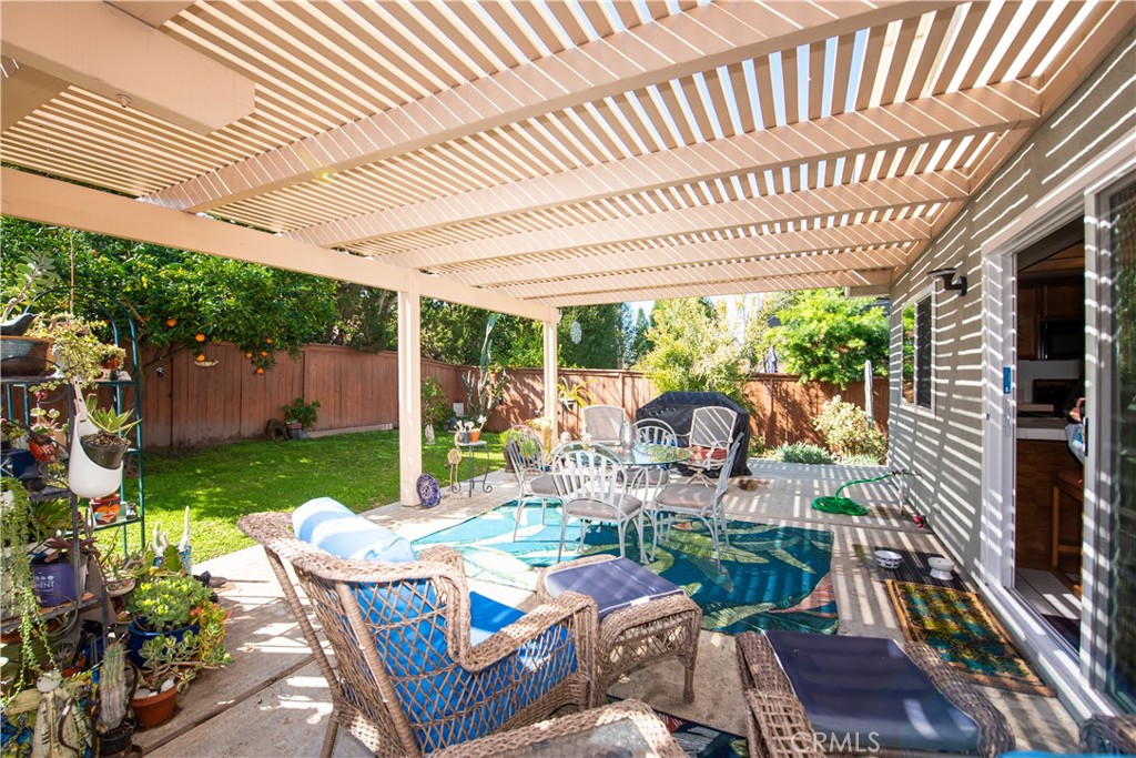 258 Echo Canyon Place