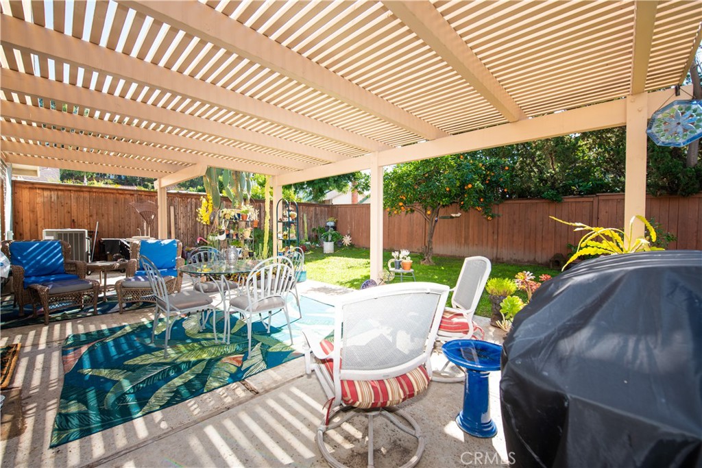 258 Echo Canyon Place