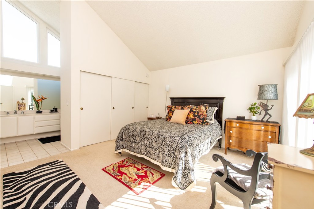 258 Echo Canyon Place