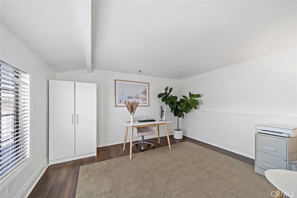 345 Avocado Street A4