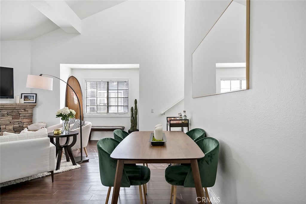 345 Avocado Street A4