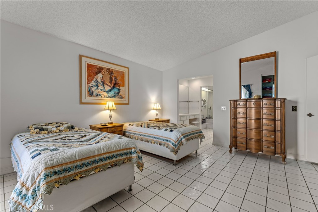 6550 E Paseo Alcazaa