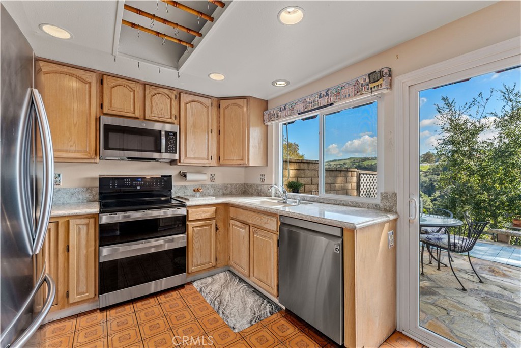 6550 E Paseo Alcazaa