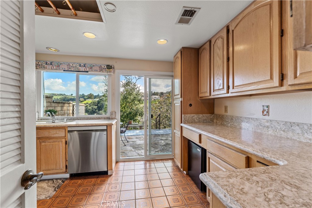 6550 E Paseo Alcazaa