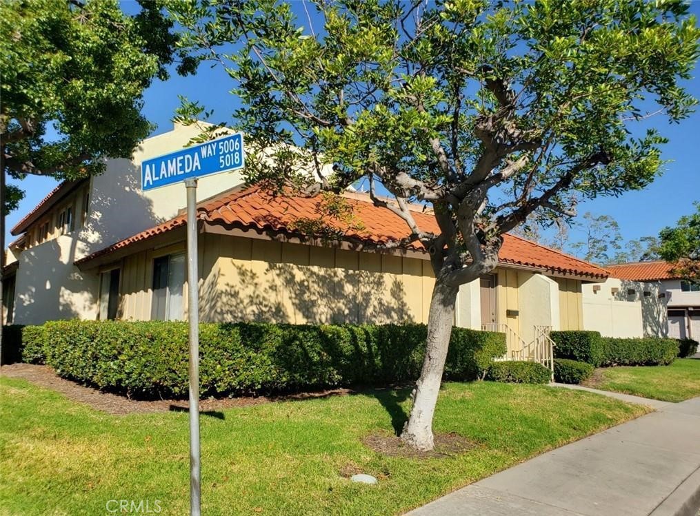 5011 Alameda Way