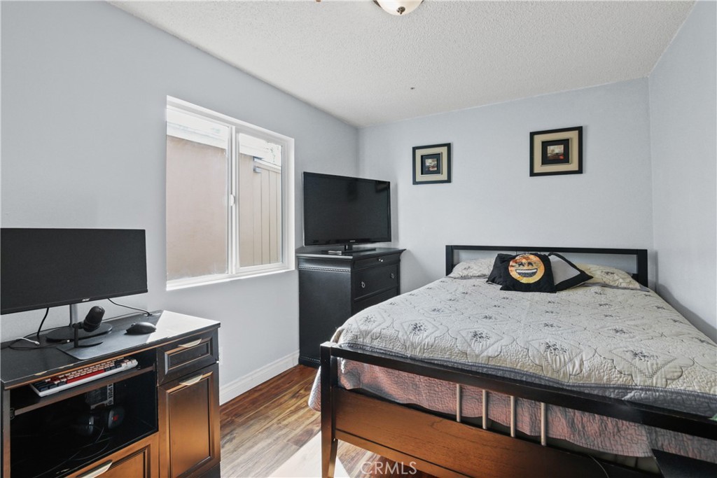 12124 Barnwall Street