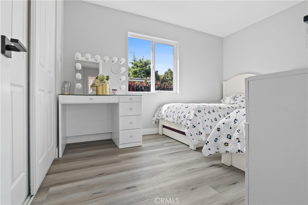 12124 Barnwall Street