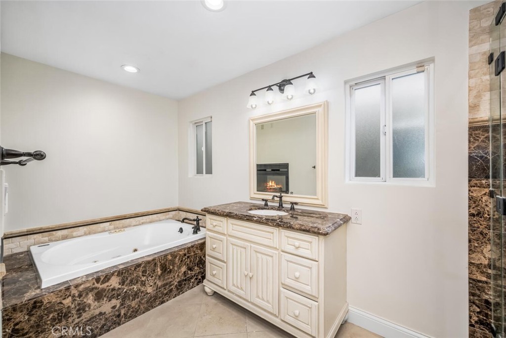 4416 Candleberry Avenue