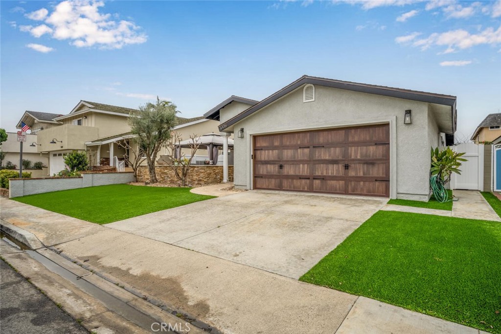 4416 Candleberry Avenue