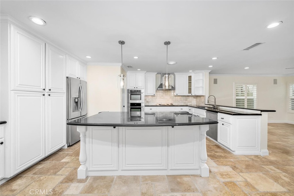 4416 Candleberry Avenue