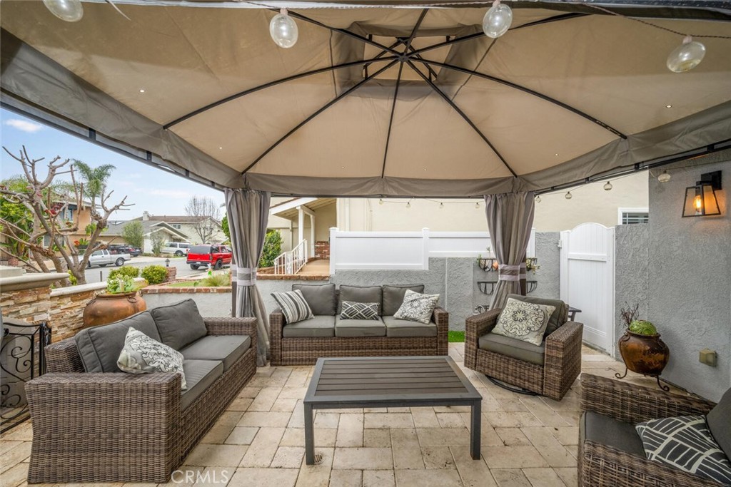 4416 Candleberry Avenue