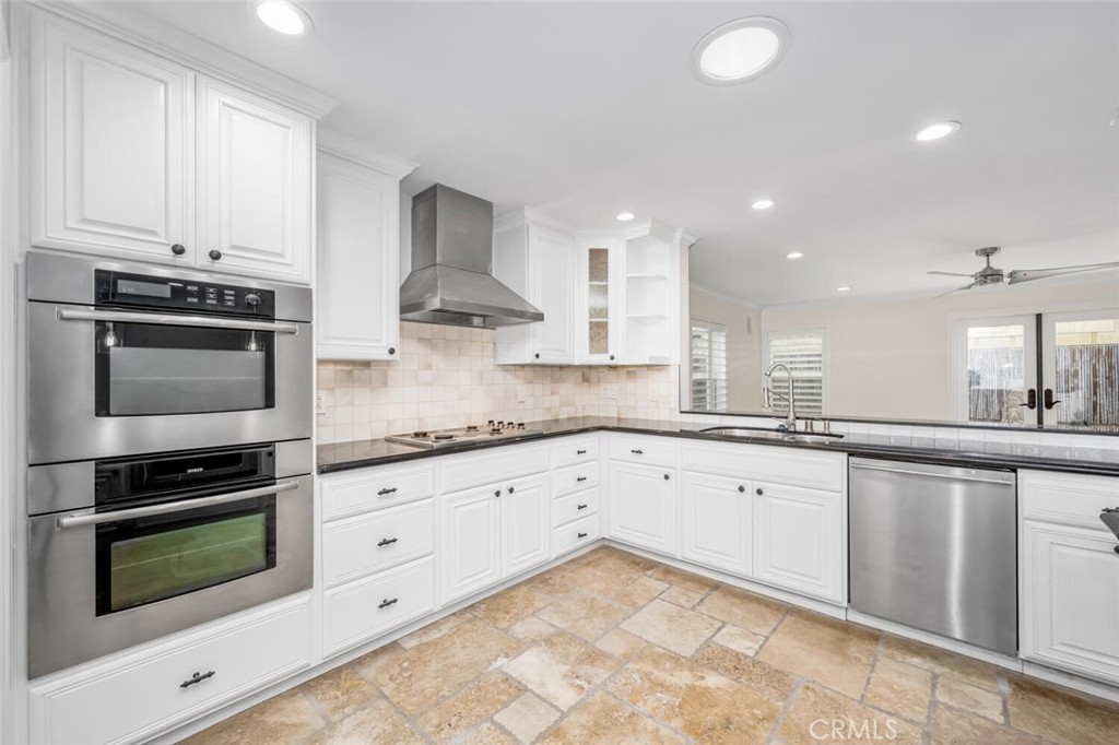 4416 Candleberry Avenue